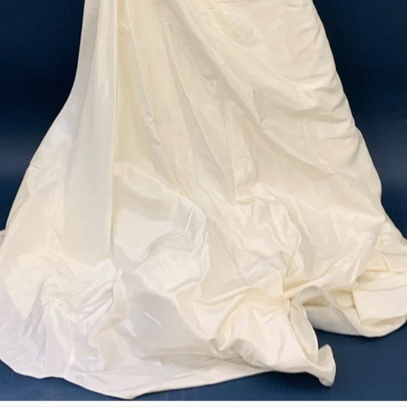 New! Tags!! ALFRED ANGELO Elegant White Strapless SIZE 12 BEADED- DIAMOND WHITE - Picture 4 of 13